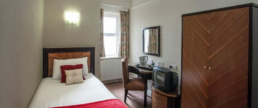 Britannia Metropole Blackpool - Single