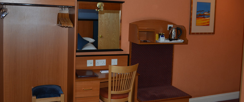 Corona Hotel - Bedroom Facilities