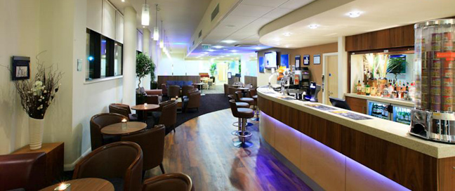 Express by Holiday Inn Cheltenham - Bar