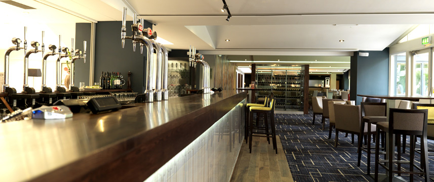 Holiday Inn Stratford Upon Avon - Bar