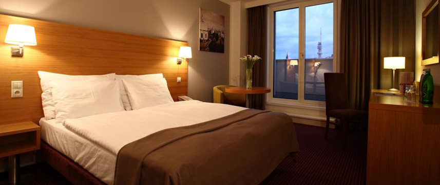 Jurys Inn Prague - Double Bedroom