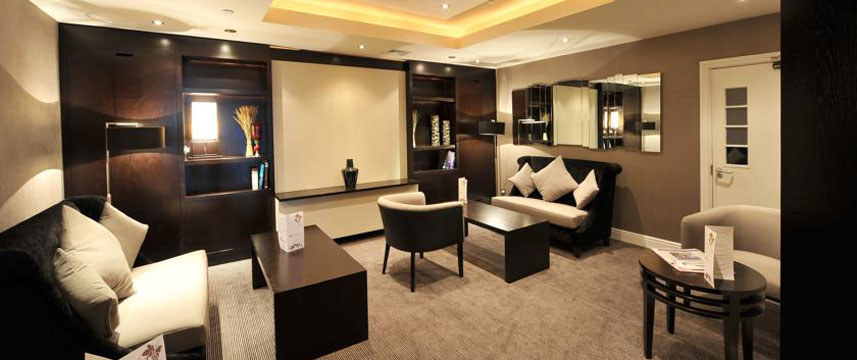 Ramada Belfast - Lounge Area