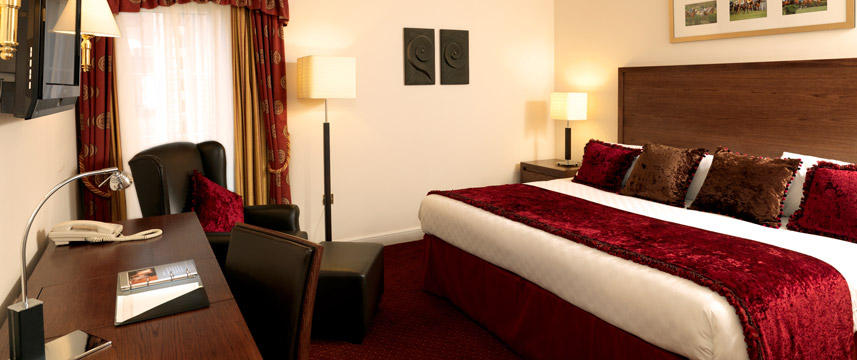 Thistle Haydock - Bedroom Suite