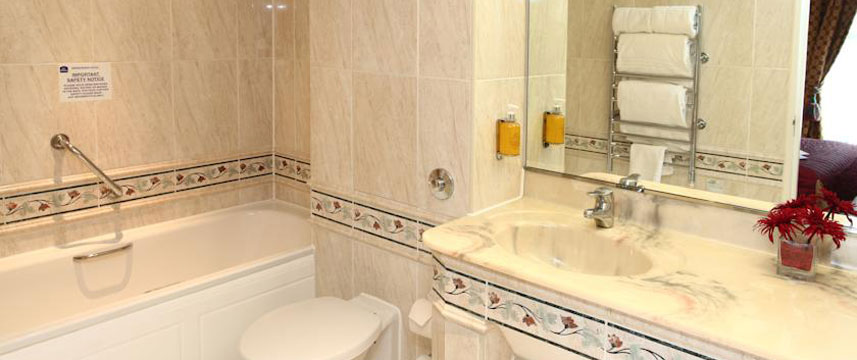 Best Western Grosvenor Hotel - Bath Room