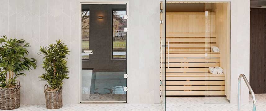 Graduate Cambridge - Sauna and Steam Room