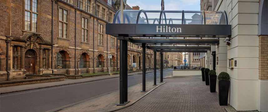 Hilton Cambridge City Centre - Entrance