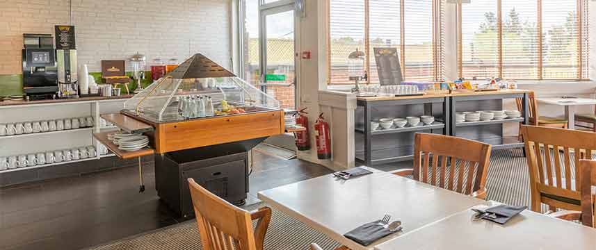 Holiday Inn Basildon - Breakfast Buffet