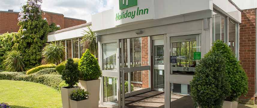 Holiday Inn Basildon - Entrance