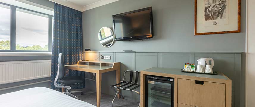 Holiday Inn Cardiff Premium Room