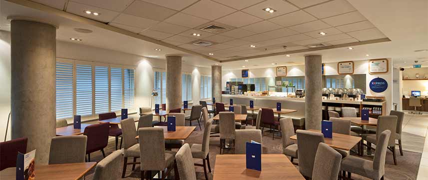 Holiday Inn Express Manchester Oxford Road Breakfast Room