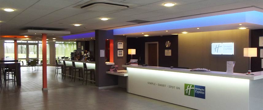 Holiday Inn Express Preston South Reception