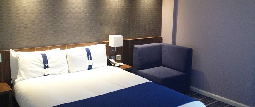 Holiday Inn Express Windsor - Accessible Room