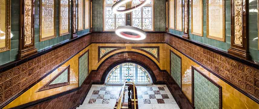 Hotel Indigo Durham - Staircase