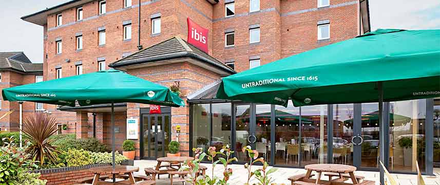 Ibis Liverpool Centre Albert Dock Exterior