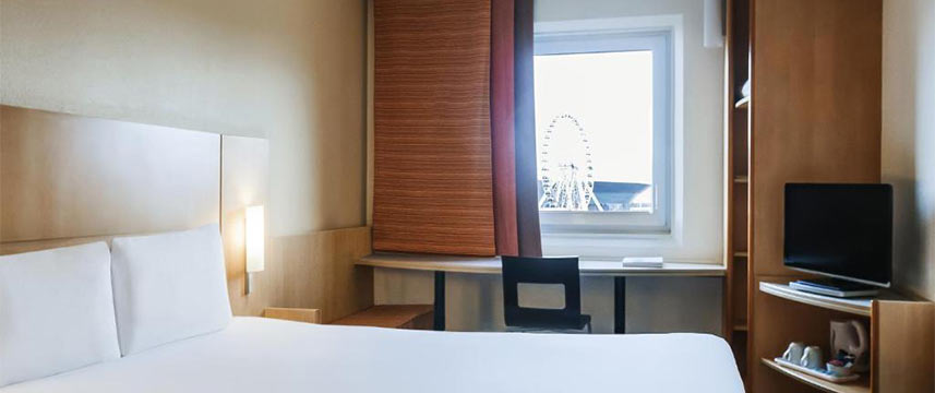 Ibis Liverpool Centre Albert Dock Standard Room