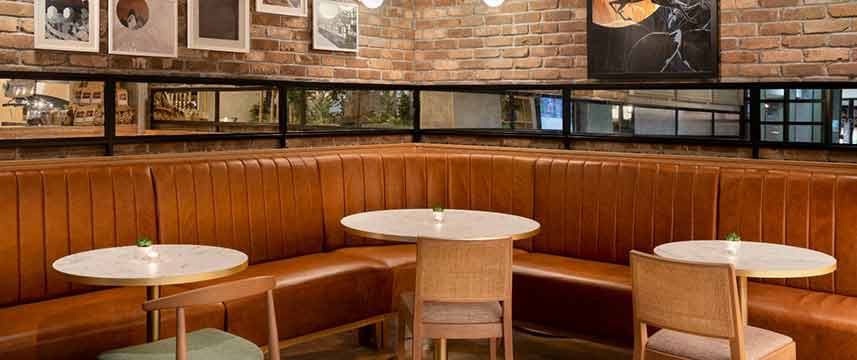 Leonardo Hotel Chester - Cafe Corvo Tables