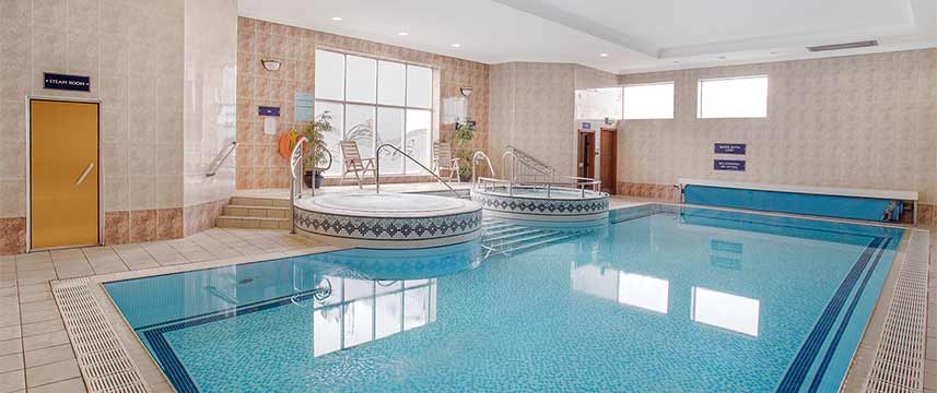 Leonardo Hotel Inverness - Swimming Pool