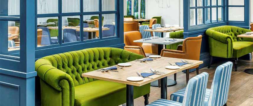 Mercure Oxford Hawkwell House Restaurant Tables