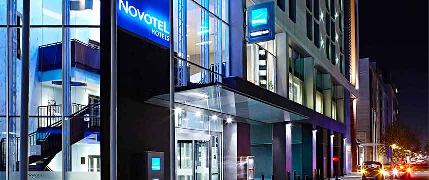 Novotel London Excel - Exterior