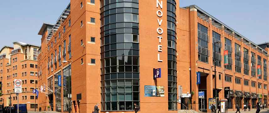 Novotel Manchester Centre - Exterior View