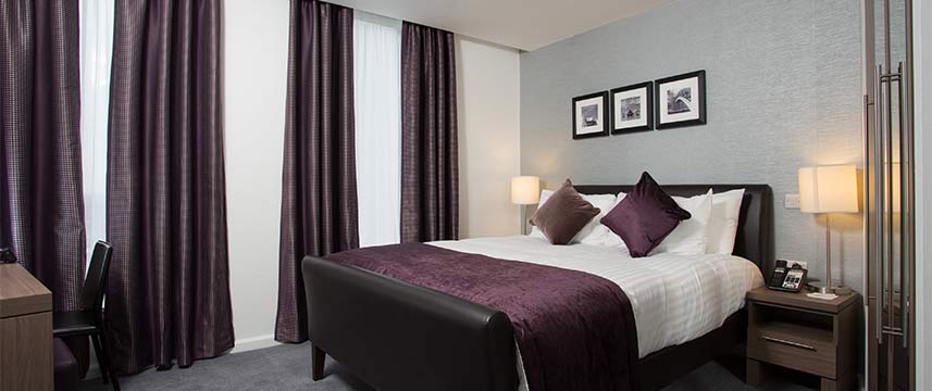 Staybridge Suites Birmingham - Apartment Bed